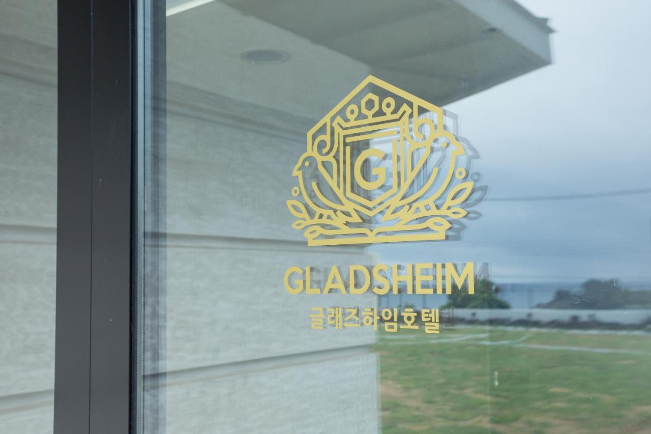 Gladsheim Hotel Seogwipo Extérieur photo