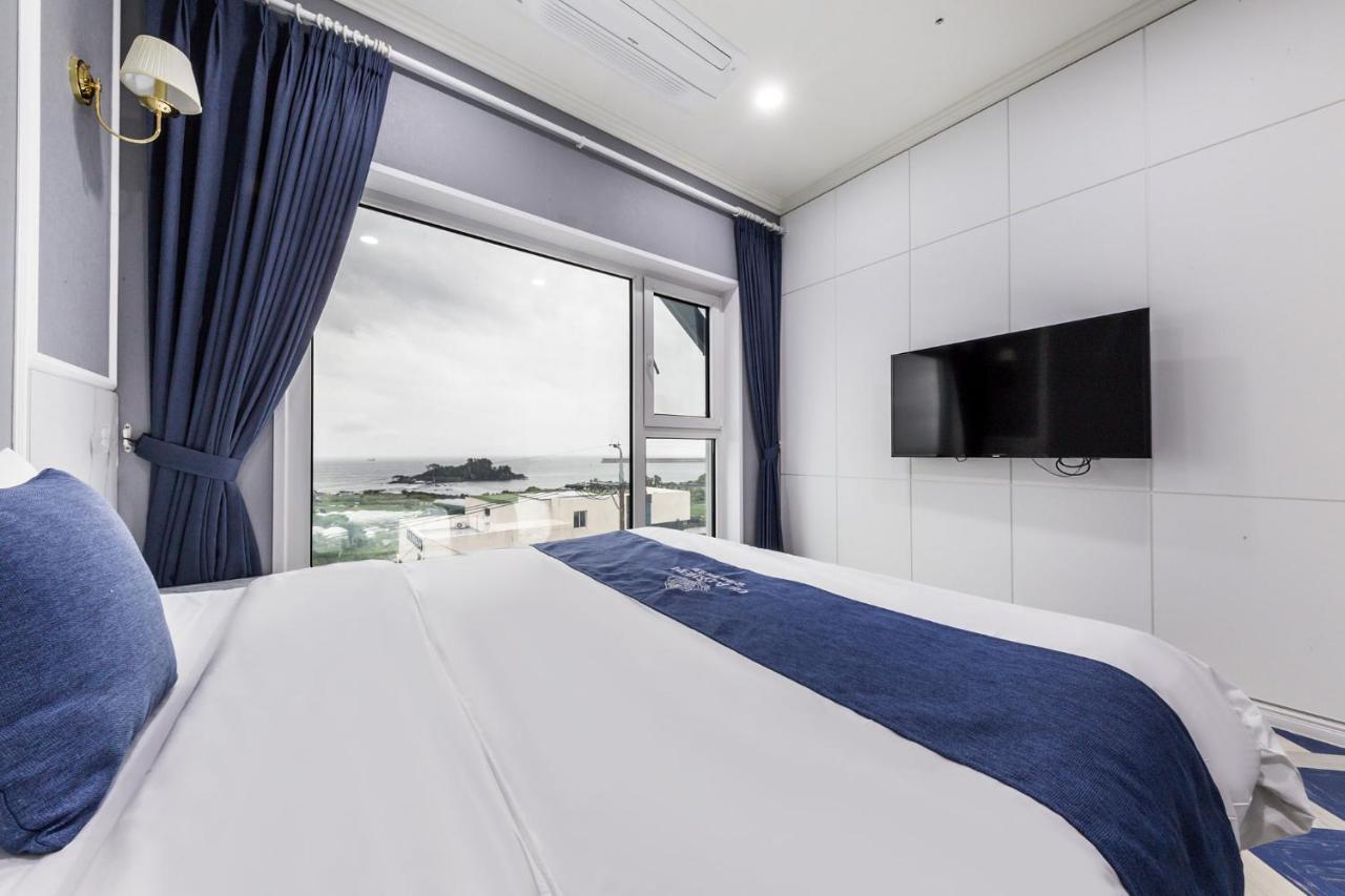 Gladsheim Hotel Seogwipo Extérieur photo