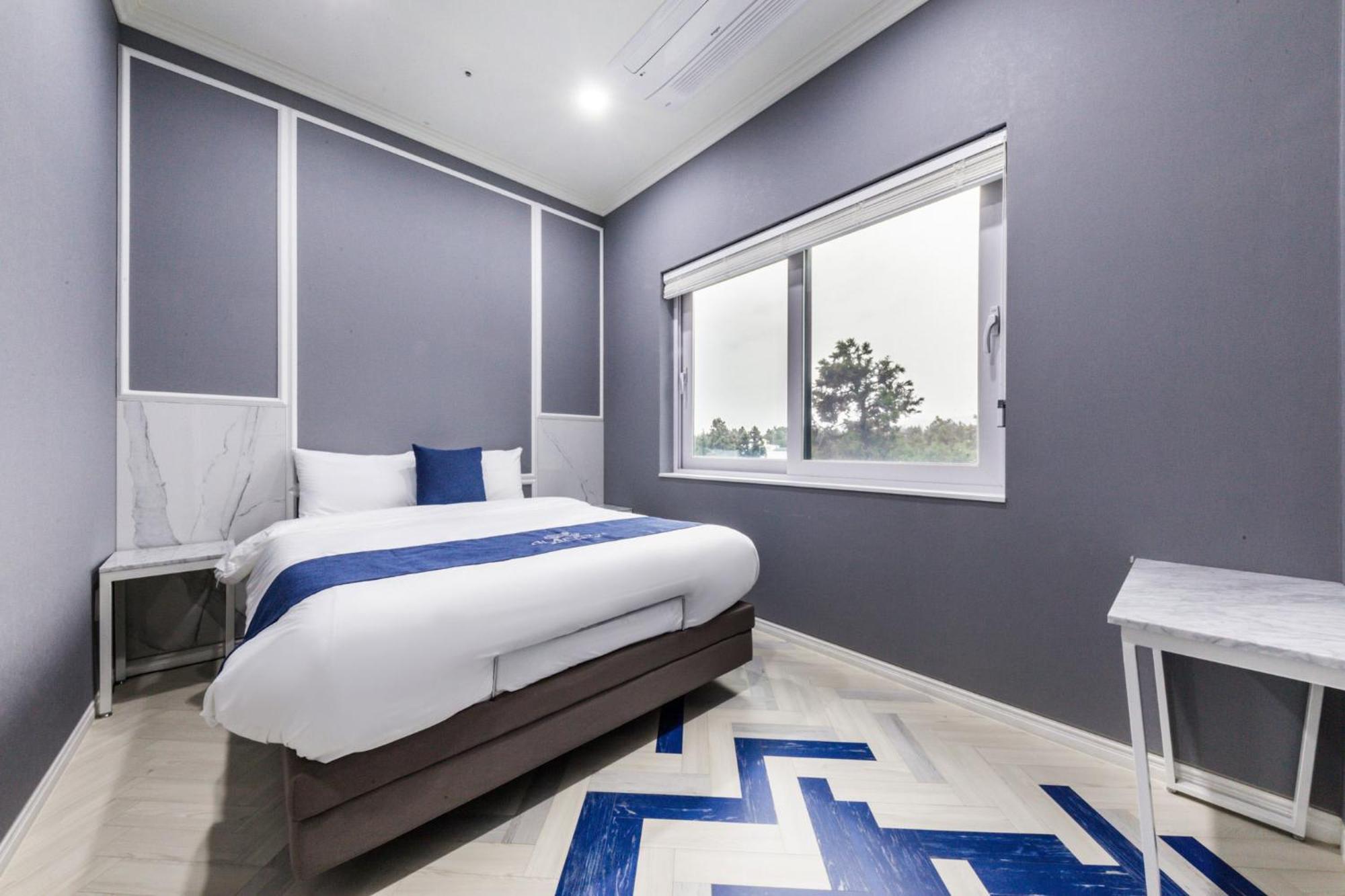 Gladsheim Hotel Seogwipo Extérieur photo
