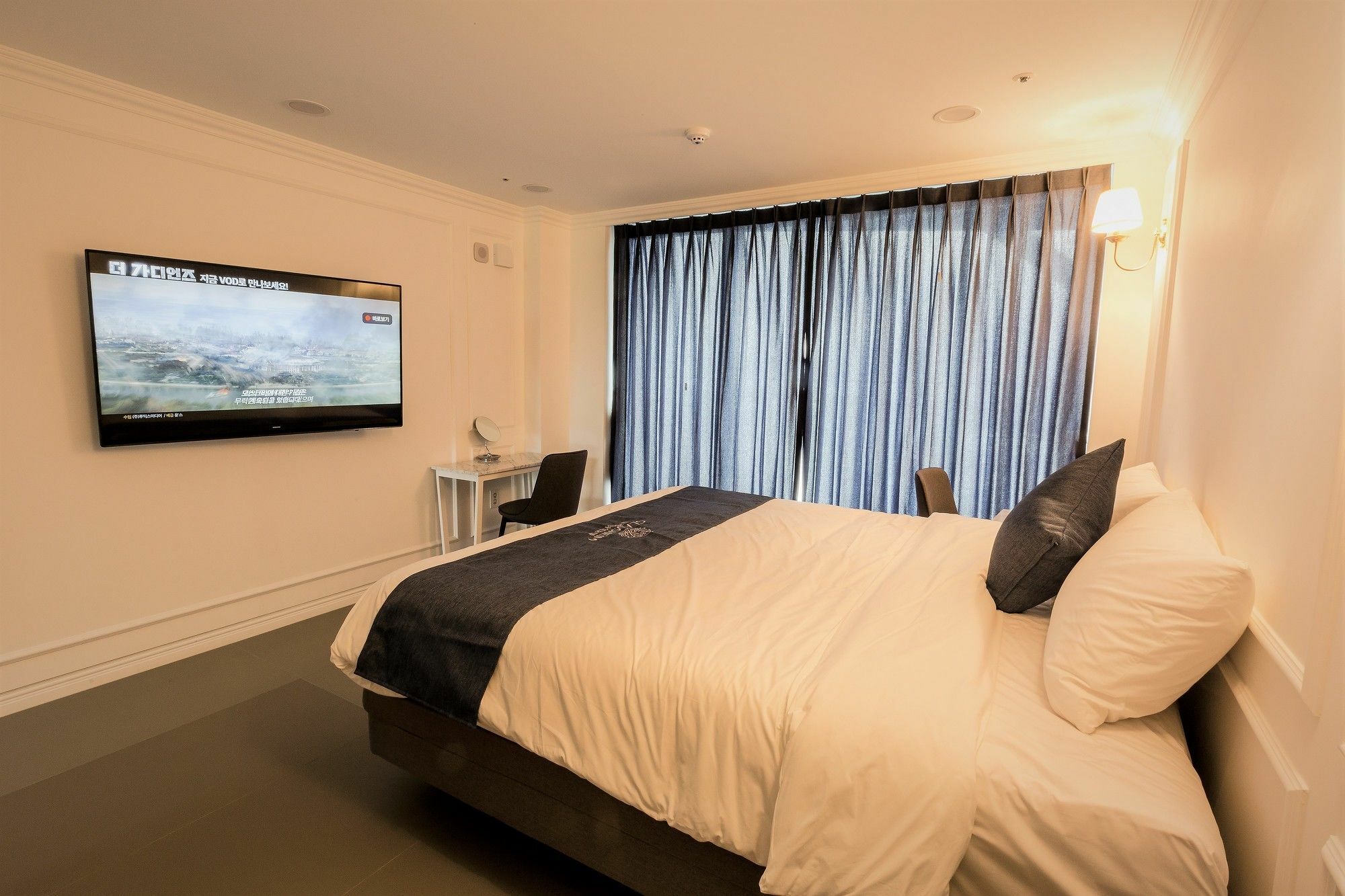 Gladsheim Hotel Seogwipo Extérieur photo
