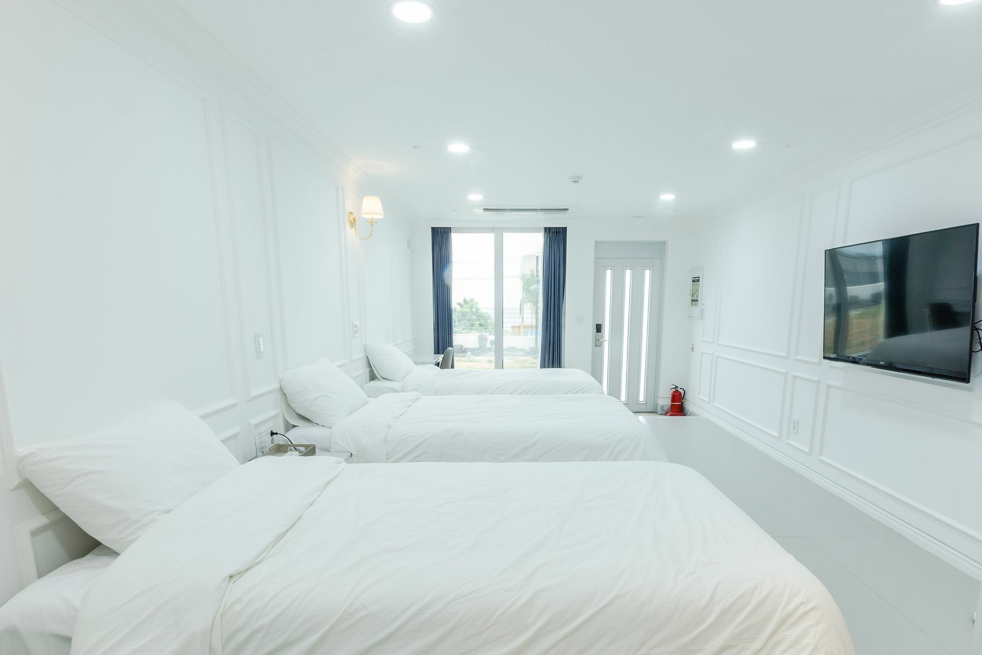 Gladsheim Hotel Seogwipo Extérieur photo